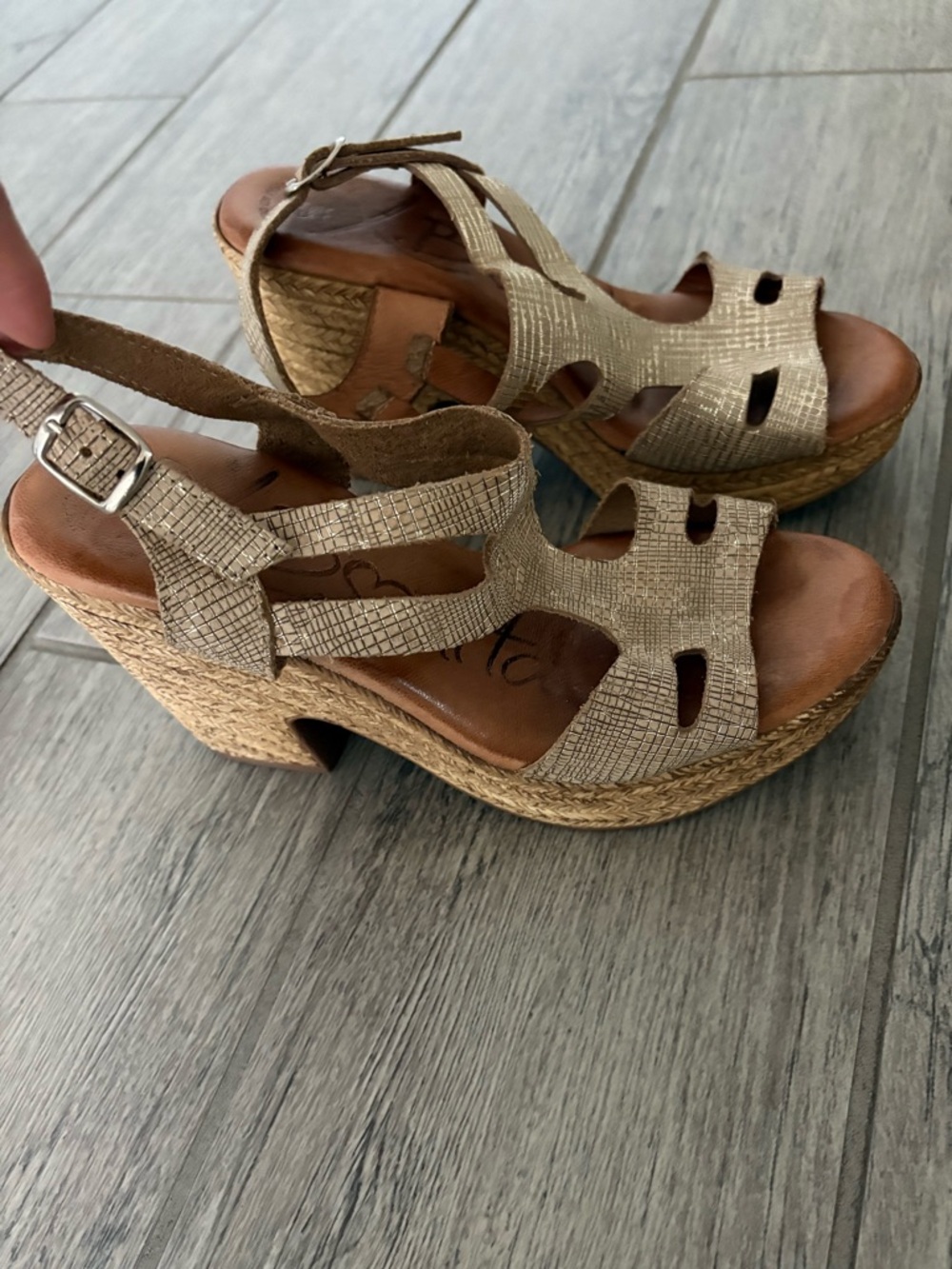 Comfortable Women's Beige Wedge Sandals